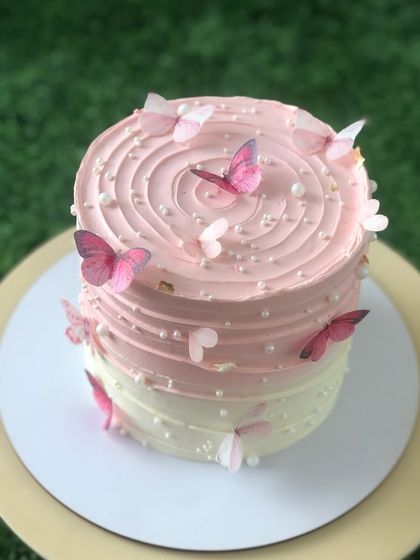 Ankita Das - Designer Cakes & Desserts Art in Buttercream: Floral & Dainty Designs photo 29