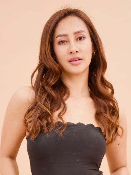 A close-up from my Choco Chic photoshoot, showcasing the luxurious spectrum of brunette tones. This look features molten mocha and sunlit caramel for a radiant finish.