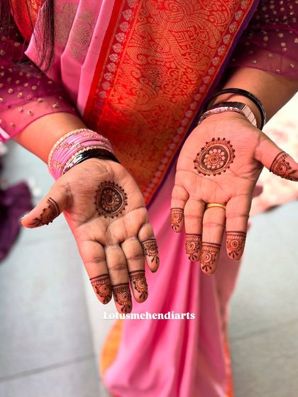 Lotus Mehendi Arts - Event Mehendi Services Elegant Designs for Guests photo 28