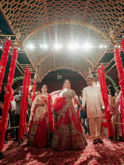 Unforgettable Entries photo 31