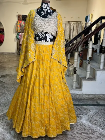 The full lehenga set on the mannequin, ready to make a bride-to-be very happy for her haldi ceremony.