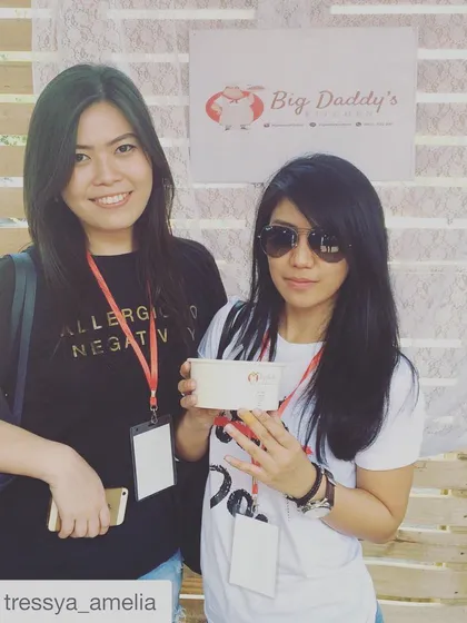 So great seeing happy faces at the food festivals I join! These lovely customers are holding one of my rice bowls. They said the satay was delicious too. Thank you for coming by and supporting my kitchen!