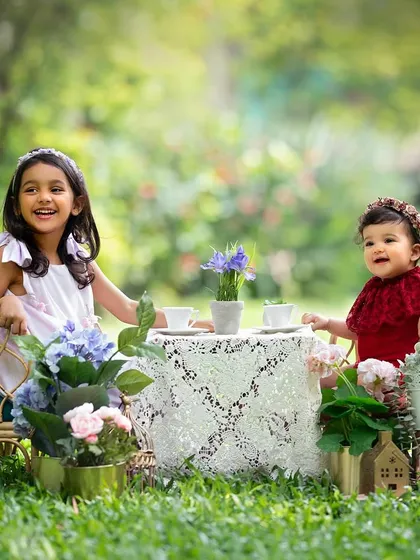 A tea party for two sisters! Capturing their interaction and shared laughter during this outdoor themed shoot was so much fun.
