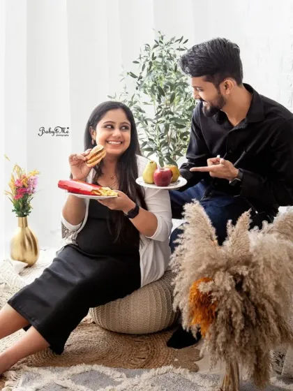 A playful take on pregnancy cravings. Fun, candid shots like this are a great way to show your personality during your maternity photoshoot.