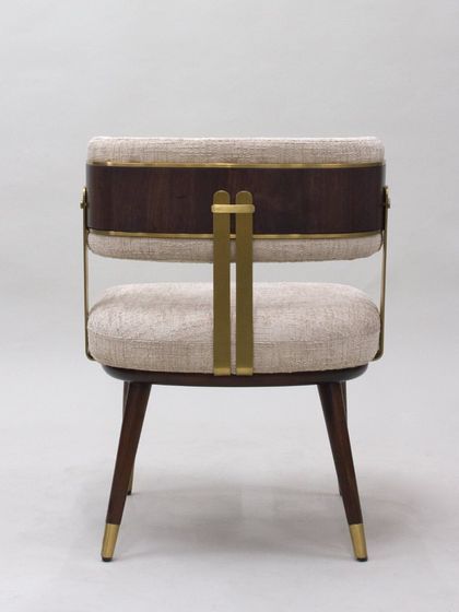 TIS Living - Bespoke Furniture for Entire Homes Statement Seating: Armchairs, Sofas & Loungers photo 43