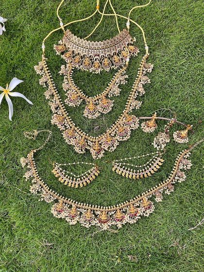 Beautybox Rent House - Bridal and Occasion Jewellery Rental Additional Jewellery & Accessories photo 3