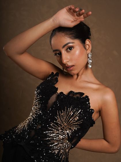 Karan - Portrait & Headshot Photography Studio Portraits: Modern & Traditional photo 12