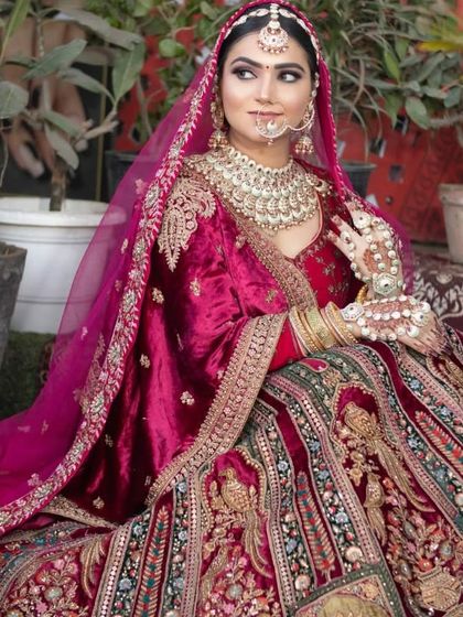 A closer look at the heavy embroidery and the beautiful velvet fabric of this bridal lehenga. I pair my outfits with the perfect jewelry, also available for rent.