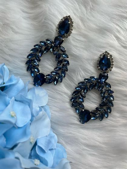These crystal stone earrings in a deep blue were another party favourite. The hoop design made with sparkling stones was truly eye-catching.