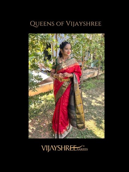 Another beautiful look from Manasa, this time in a red and black Kanjivaram, perfect for an evening function.