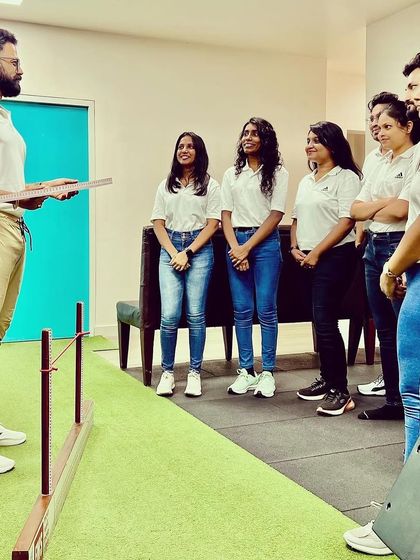 Explaining the principles of a functional movement screen. Empowering my team with knowledge is crucial for delivering the expert care our clients deserve.