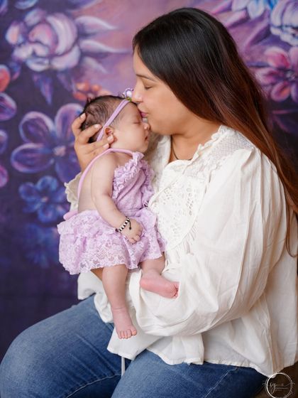 Newborns: The First Few Weeks photo 3