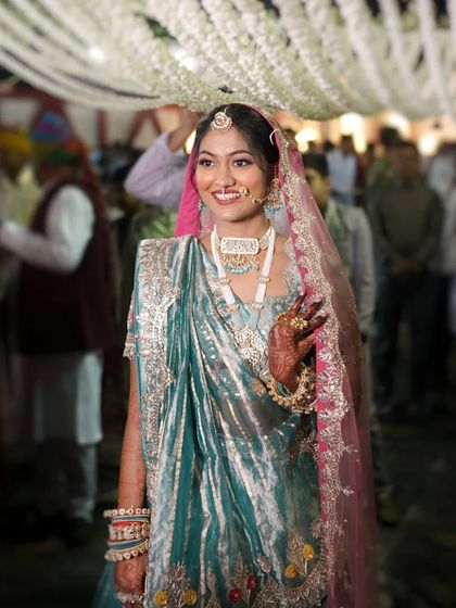 Engagement & Reception Glam photo 18