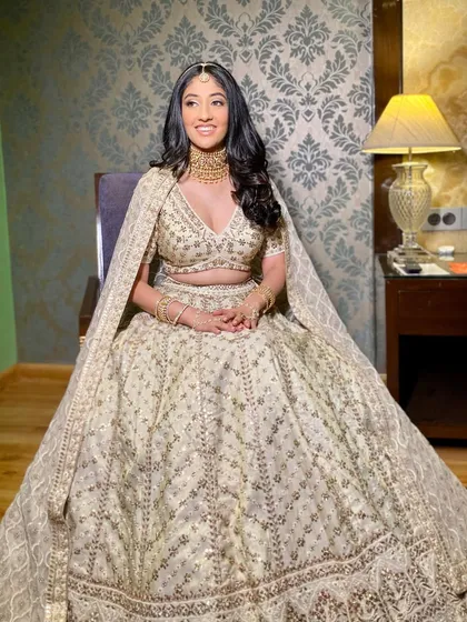 Pooja looking absolutely radiant. This look is a testament to how neutral makeup can be incredibly glamorous and impactful for a wedding day.