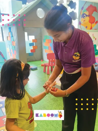 Festive Fun & Holiday Workshops photo 33