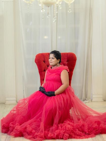 Solo Maternity Portraits photo 25