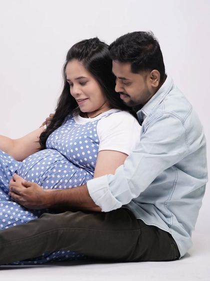 Studio Maternity Portraits photo 25