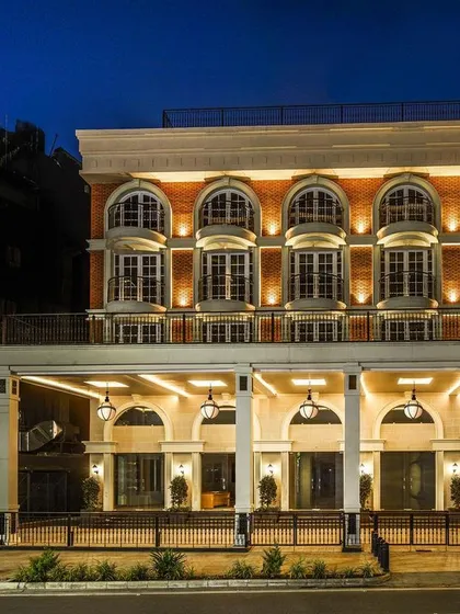 Facade lighting is about telling a story before someone even steps inside. For the Museum Inn, I used light to accentuate the classical architectural details, creating a warm, inviting glow that gives the building a timeless and grand presence at night.
