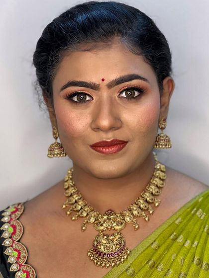 Himabindu - Special Occasion Makeup Makeup for Family & Guests photo 32