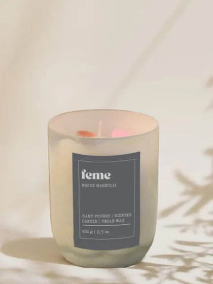 Unwind and relax with the enchanting aroma of our White Magnolia candle. The subtle holographic jar adds a touch of elegance.