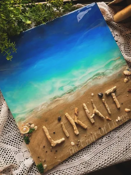 I love bringing unique ideas to life. This custom nameplate was inspired by the calming waves of the ocean, handcrafted with layers of resin to create a 3D sea effect. The name is spelled out with real stones, making it a truly personal piece of art for your home's entrance.