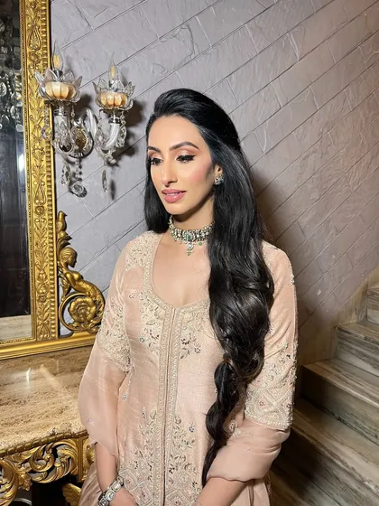 This is the perfect example of soft glam for a Roka or engagement. I focused on creating luminous, almost ethereal skin that doesn't feel heavy, paired with softly defined eyes and a natural pink lip. It’s all about looking fresh, radiant, and effortlessly beautiful for your special beginning.