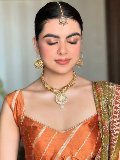 Vibrant Mehendi & Haldi Styles photo 33