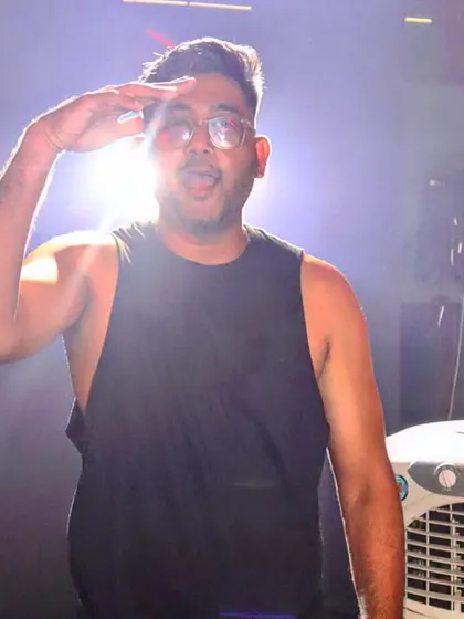 A fun, candid shot of me saluting the crowd at Flo, Bangalore. It is my way of showing respect for the energy they bring.