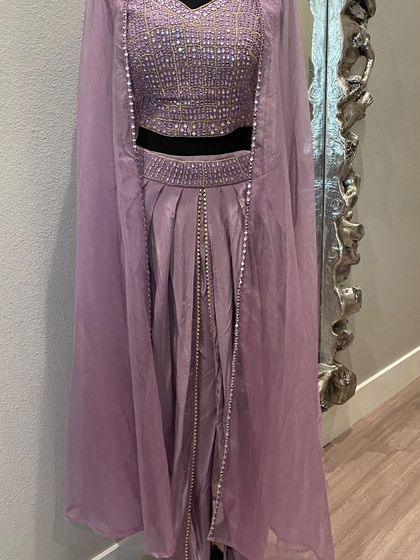 Another piece from our "celebrate love" live event, this stunning lavender cape set with a sequined crop top and dhoti pants.