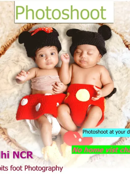 An adorable shot of twin babies dressed as Mickey and Minnie Mouse. I have experience and patience for twin photoshoots.