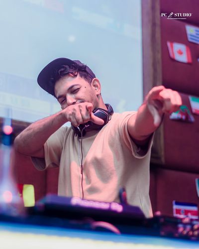 DJ Performance
