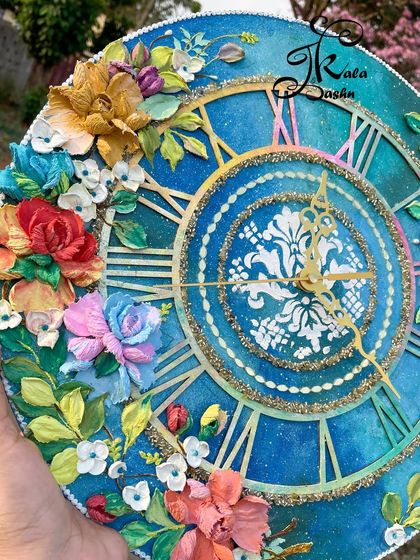 Jashn-e-Kala by Sakshi - Custom Russian Sculpture Decor Custom Wall Clocks photo 44