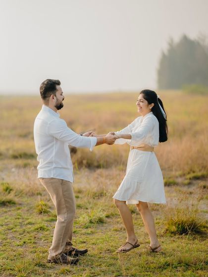 Outdoor & Natural Pre-Wedding Shoots photo 5