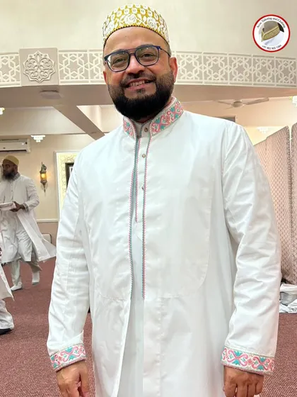 I am thankful for the trust customers place in me for online orders. This gentleman's saya kurta was entirely customized online, from fabric selection to embroidery and measurements, without him ever visiting the store.