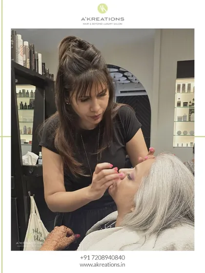 Whether you want a natural look or full glam, I am here to create your perfect makeup look.
