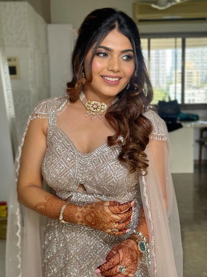 Glamorous Waves for Parties & Receptions photo 18