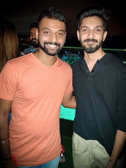 A throwback to an unforgettable moment meeting the musical maestro Anirudh Ravichander at one of my gigs. His humble nature and appreciation for my set was a true honor.