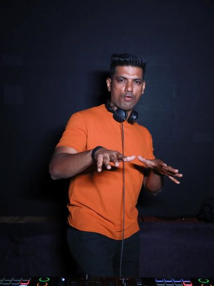 Behind The Scenes photo 11