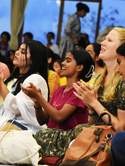 Art of Living - Spiritual Retreats & Campus Experience The Spirit of Seva (Selfless Service) photo 14