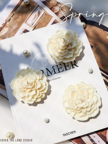 Over The Lune Studio - Decorative & Sculptural Candles Urli & Floating Candles photo 18