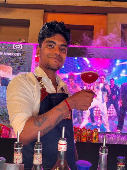 Martiny Mixology - Mobile Bar Catering for Events Event Ambiance & Details photo 19