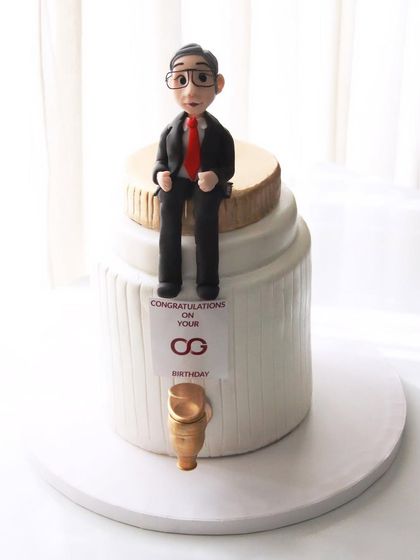 Unique Sculpted & Themed Cakes photo 22