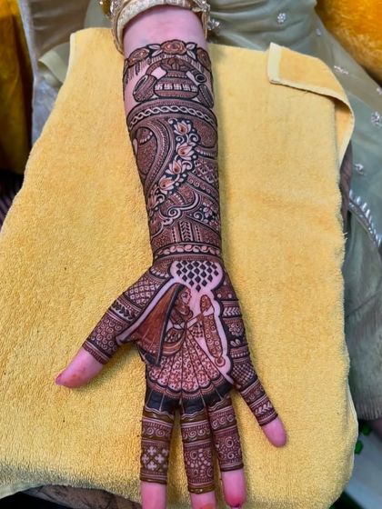 Vijay Singh - Bridal Mehndi Portrait & Storytelling Mehndi photo 11