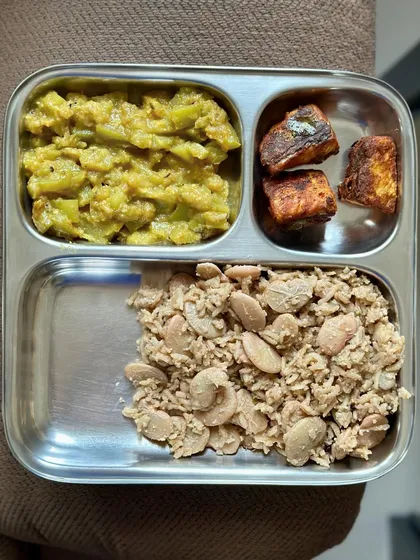 A repeat of my gluten-free meal of rice with lima beans, bottle gourd curry, and pan-fried paneer.