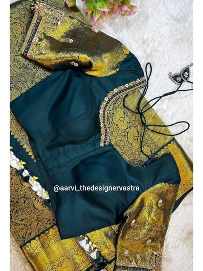 Aarvi The Designer Vastra - Custom Ethnic & Bridal Wear Design Exquisite Bridal & Saree Blouses photo 104