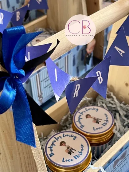 A close-up of the personalized details on our Boss Baby return favors. We add custom name banners and themed labels to each jar, ensuring every element of the gift matches the party's theme perfectly.