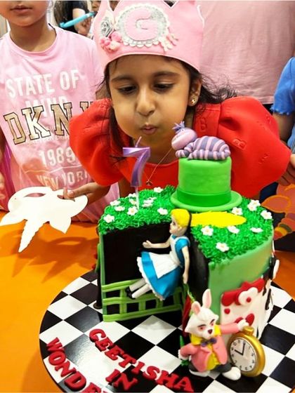 Themed Party Showcase photo 8