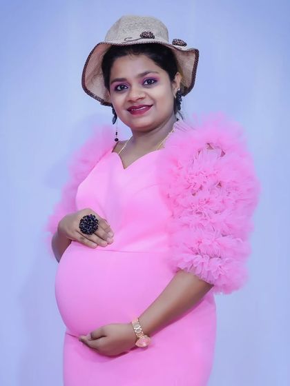 Costume Bank - Photoshoot & Videography Packages Maternity & Family Portraits photo 50