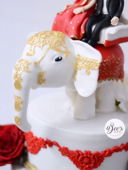 Dee's Bake Studio - Custom Cakes Wedding & Engagement Cakes photo 11