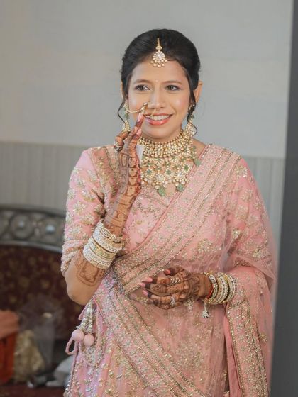 Timeless Bridal Looks photo 37